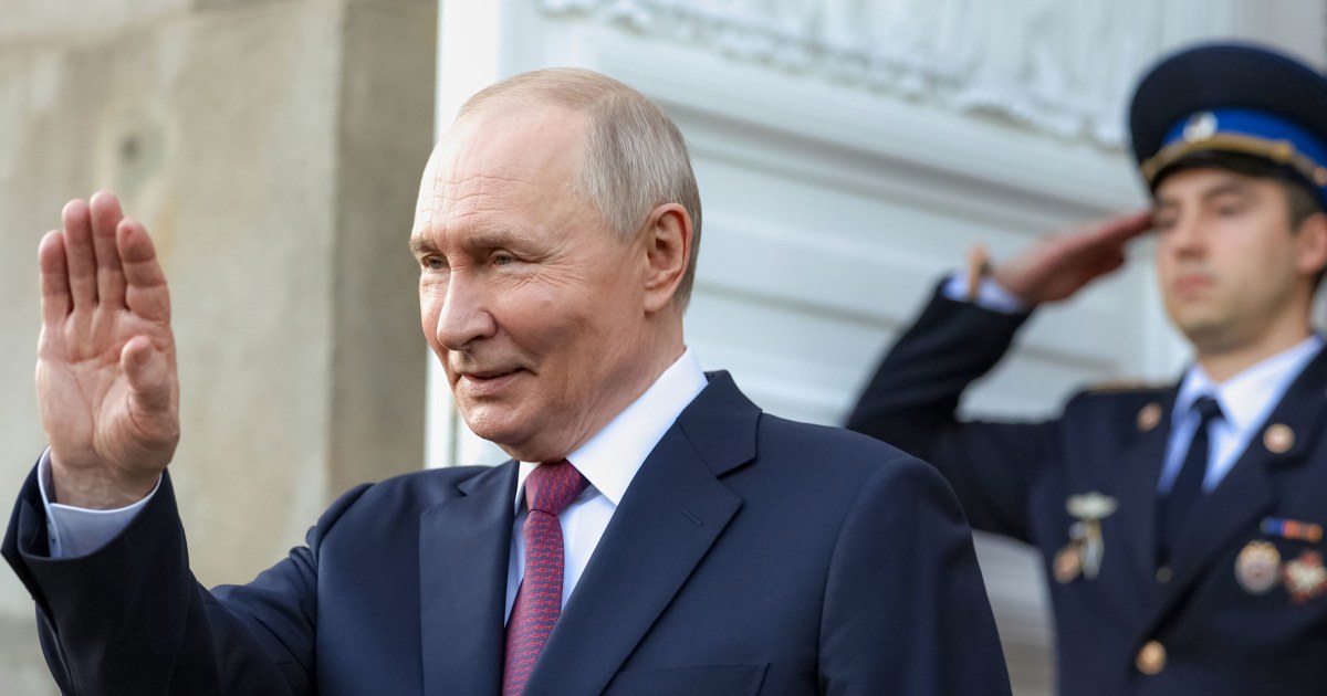 Putin enfrenta la amenaza de los drones ucranianos y el estancamiento económico en el ‘Davos ruso’