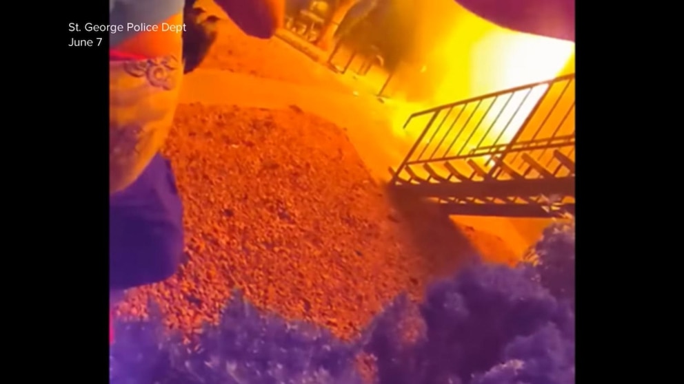 MIRAR: Oficiales de Utah derriban las puertas de los apartamentos de St. George para los bomberos