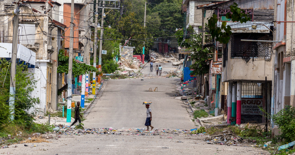 Hombres armados en la capital haitiana capturan a un alto funcionario de seguridad en un raro secuestro de alto perfil