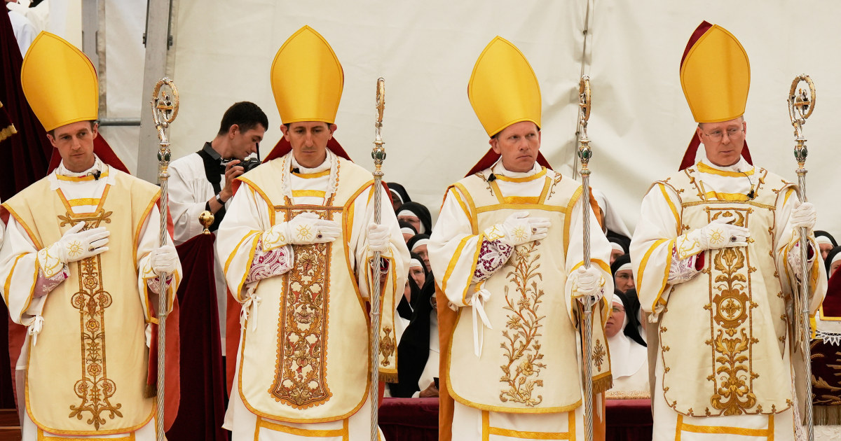 ¿Quiénes son los ultratradicionalistas que se rebelan contra el Papa León y provocan una ruptura con el Vaticano?