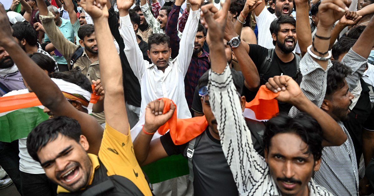 El ministro de Educación de la India dimite tras la escalada de protestas contra las cucarachas que desafían al primer ministro Narendra Modi