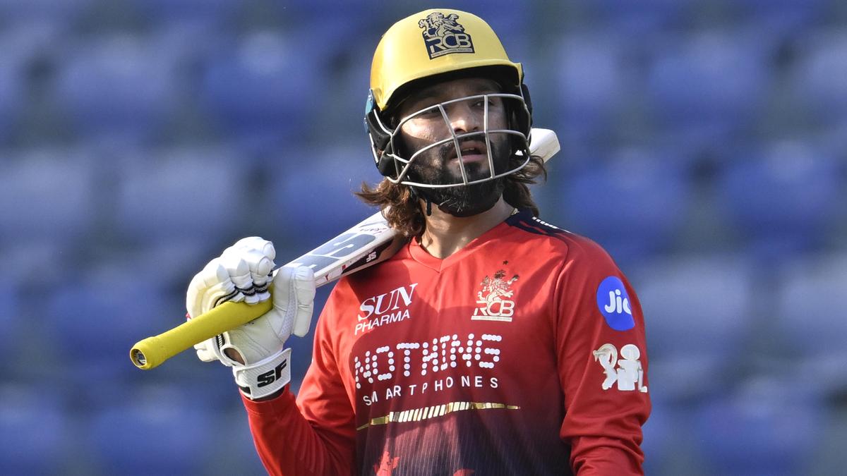 28_RCB_PRACTICE_26_04_DELHI.jpg