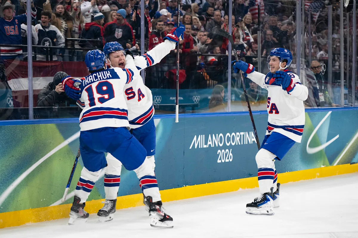 Resumen del día 6 de los Juegos Olímpicos de Invierno de 2026: el hockey masculino del equipo de EE. UU. comienza caliente, Chloe Kim se conforma con la plata en Halfpipe
