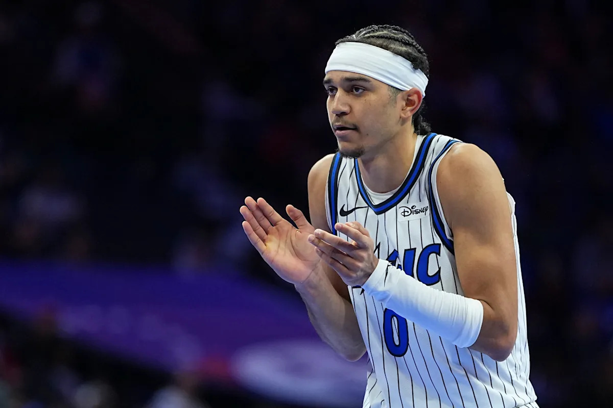 Fantasy Basketball Waiver Wire: Anthony Black y Miles McBride entre las principales incorporaciones en ligas de 9 gatos/puntos para la Semana 7