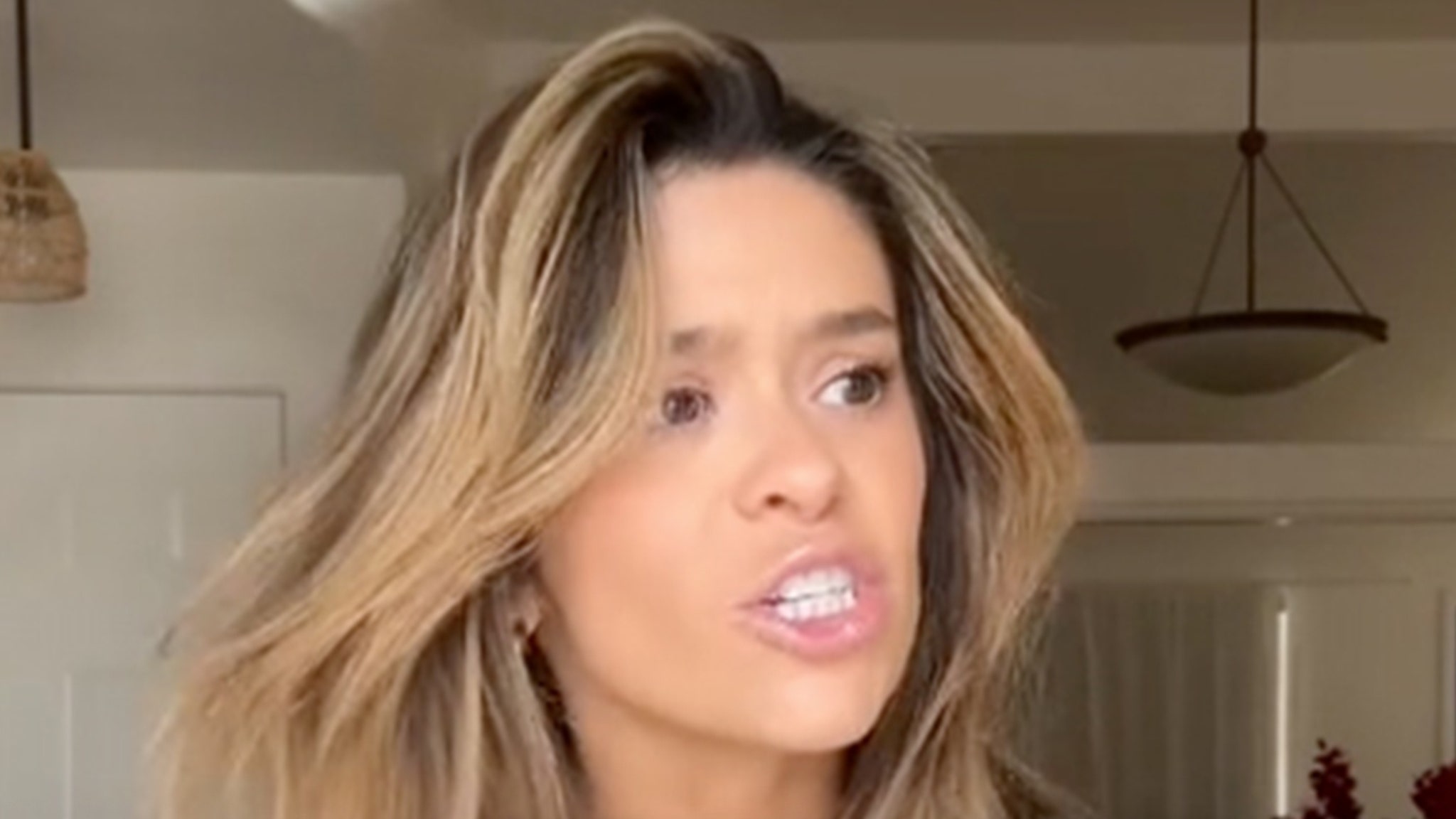 Taylor Frankie Paul se niega a guardar silencio en medio de la controversia sobre abusos