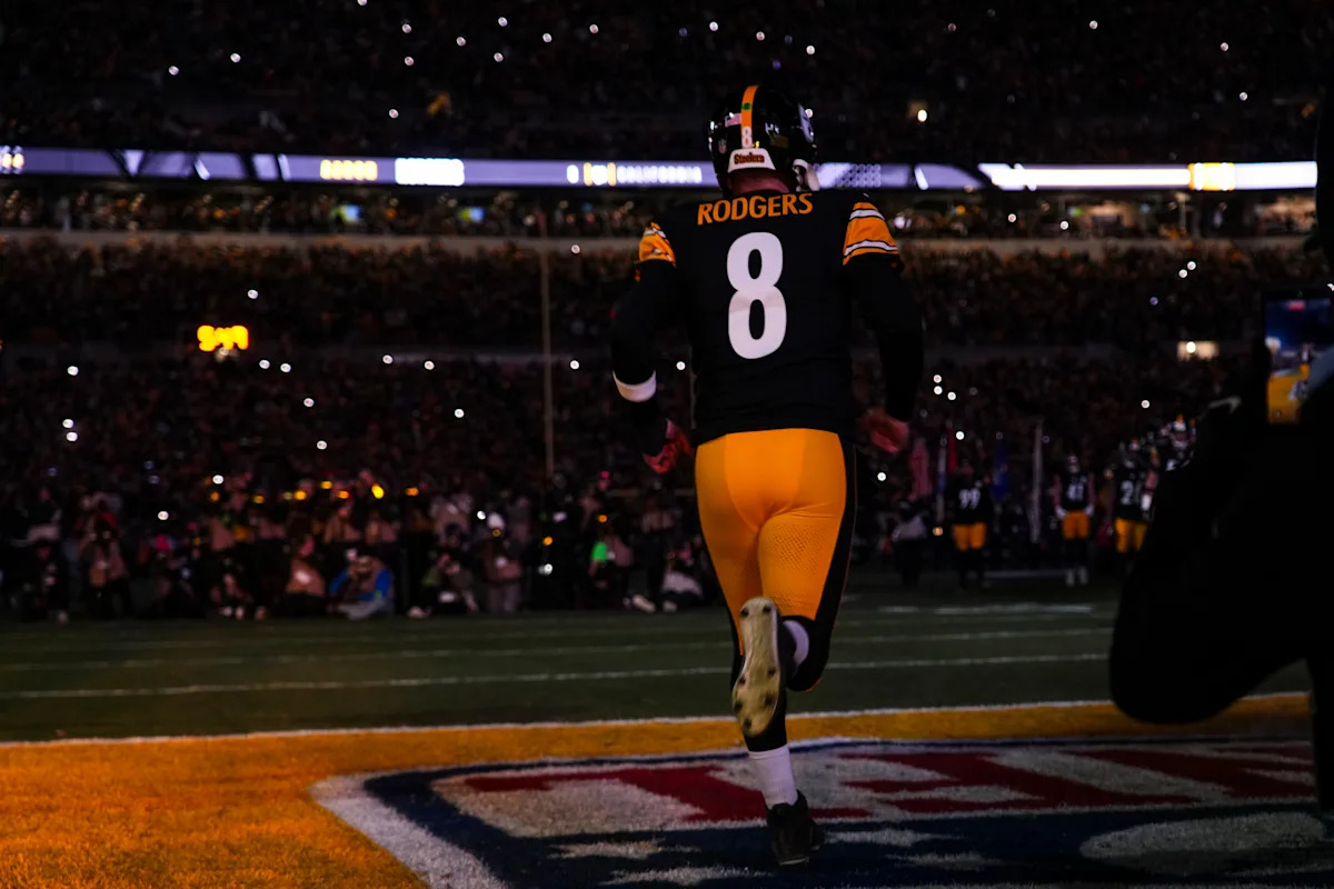 Por qué Aaron Rodgers hacia los Vikings tiene extraño sentido