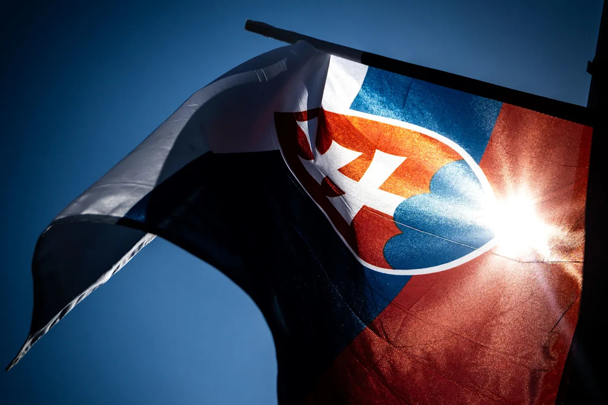 Un aficionado al hockey eslovaco arrestado en los Juegos Olímpicos de Invierno de Milán después de evadir la captura durante 16 años