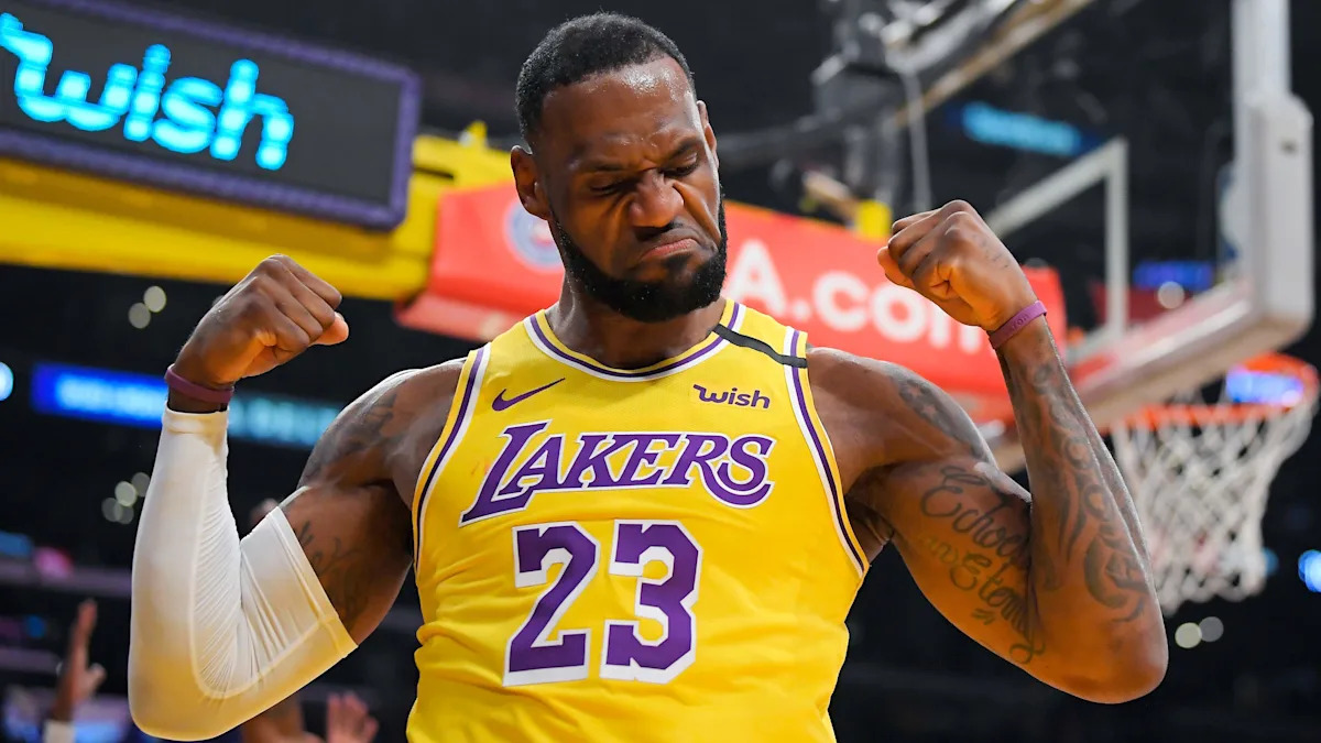 LeBron James, los 76ers y el legado en juego