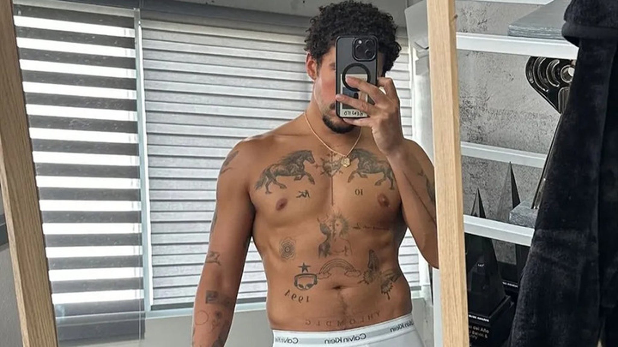 ¡La sed atrapa a Bad Bunny para celebrar su cumpleaños número 32!