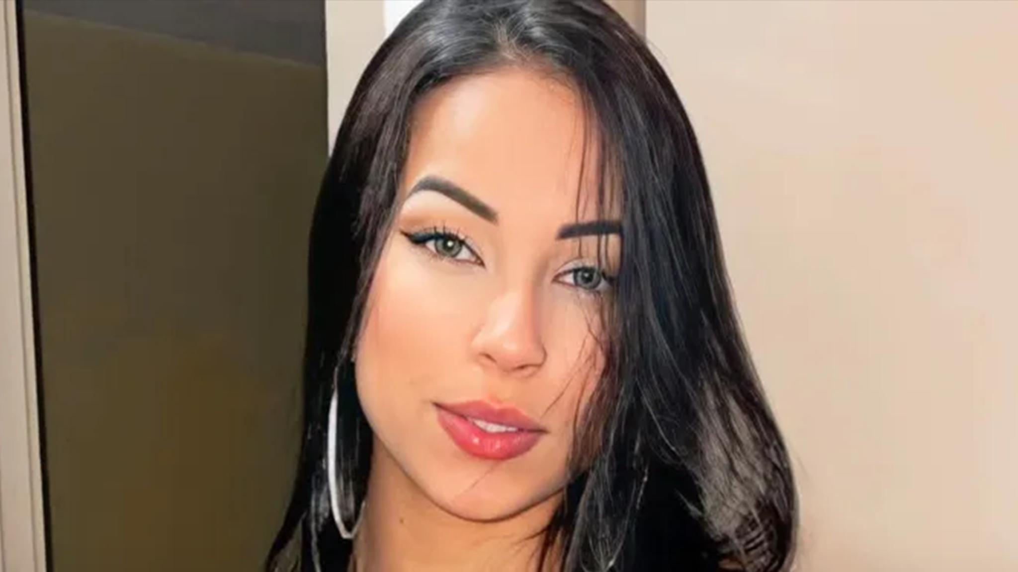 Muere la influencer Karla Thaynnara en un accidente de moto, su padre muere poco después