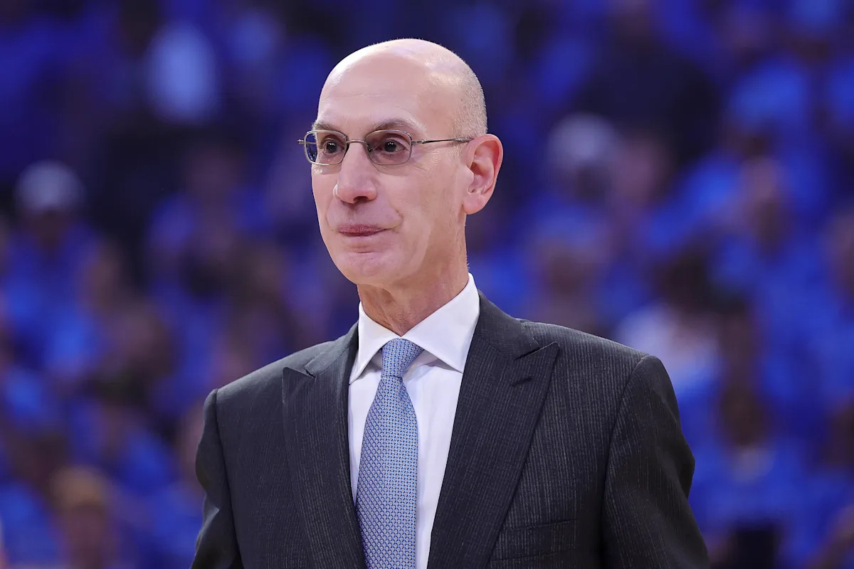 Adam Silver dice que la NBA eventualmente adoptará un sistema automatizado de inteligencia artificial para revisar las llamadas fuera de los límites