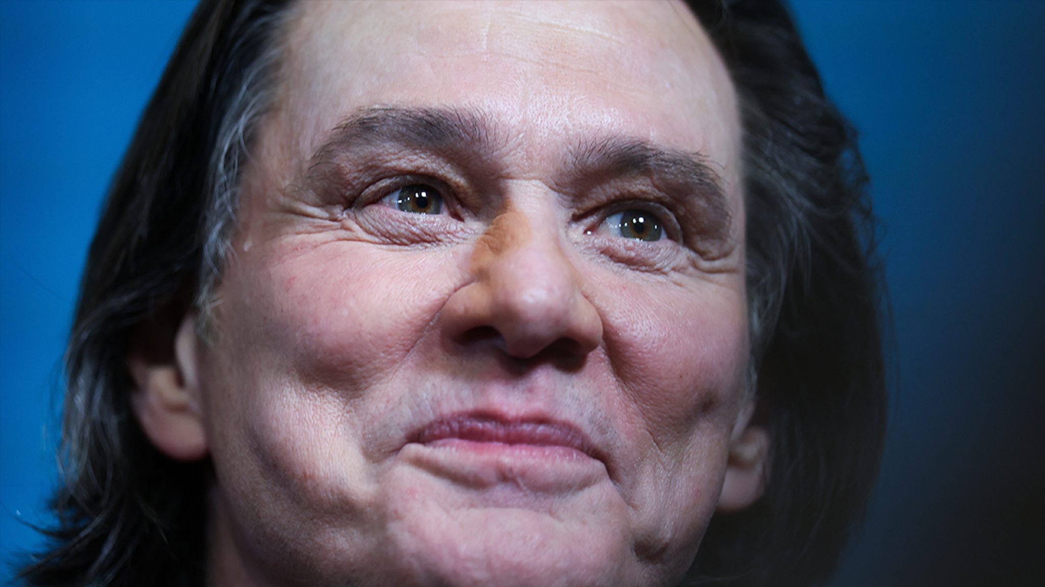 La aparición de Jim Carrey en la entrega de premios hace que la gente analice demasiado su apariencia