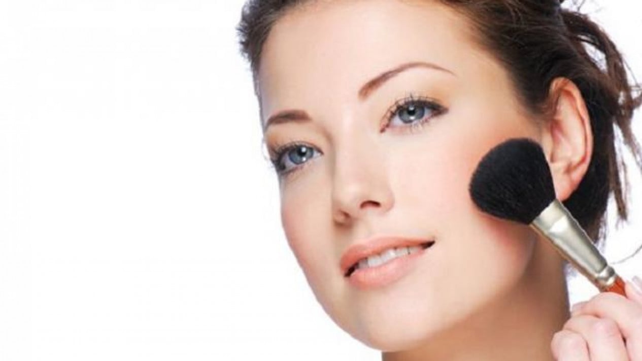Consejos secretos para usar rubor para un maquillaje fresco y natural todos los días como los ídolos del K-pop