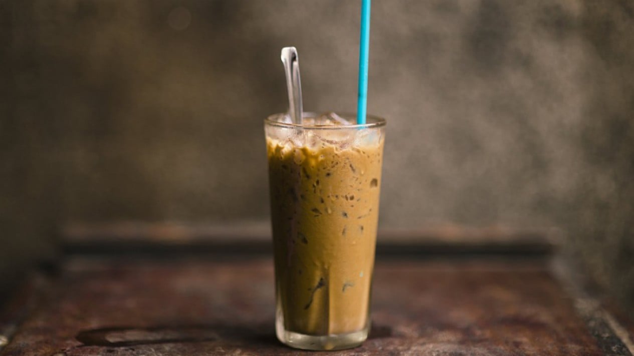 No es un café con leche común y corriente, es una nueva mezcla hecha especialmente para la lengua indonesia.