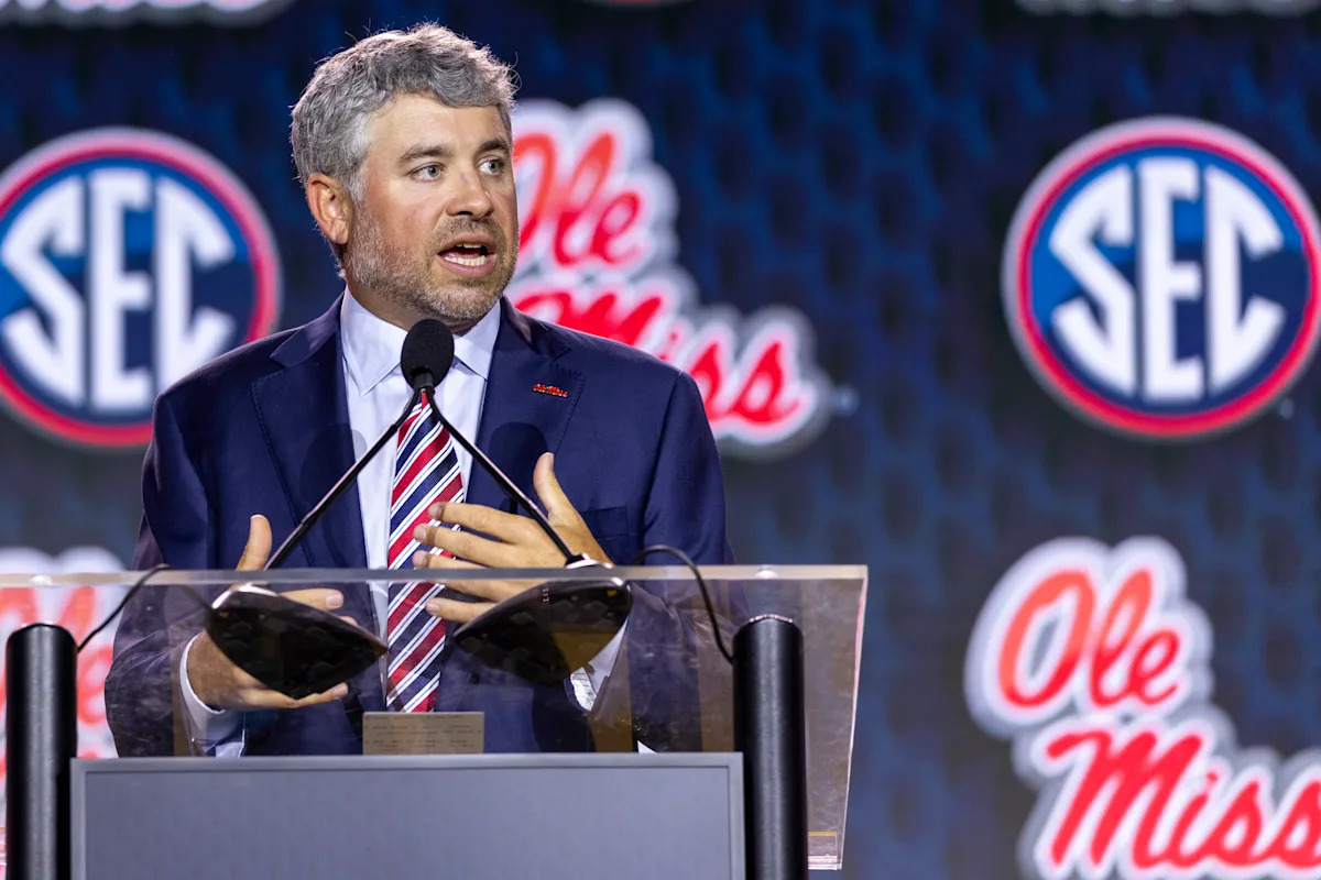 El entrenador de Ole Miss, Pete Golding, revela el mensaje clave que dio para mantener al QB Trinidad Chambliss y al RB Kewan Lacy