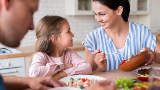 No lo ignores, la ingesta de proteínas durante el periodo de crecimiento y desarrollo del niño ayuda a fortalecer el sistema inmunológico