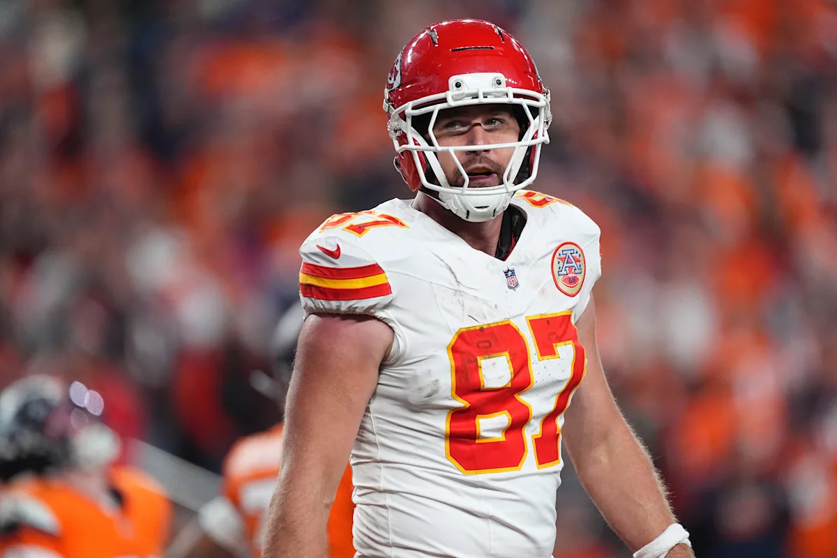 Travis Kelce dice que no decidirá su regreso en 2026 hasta después de la temporada y no quiere una gira de despedida