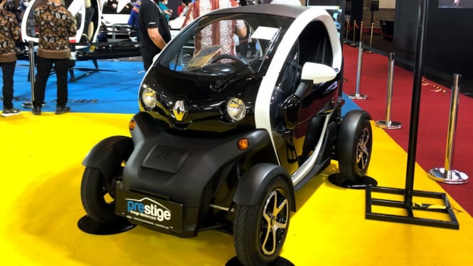 624bf50d42898-renault-twizy-di-iims-2022_665_374.jpg