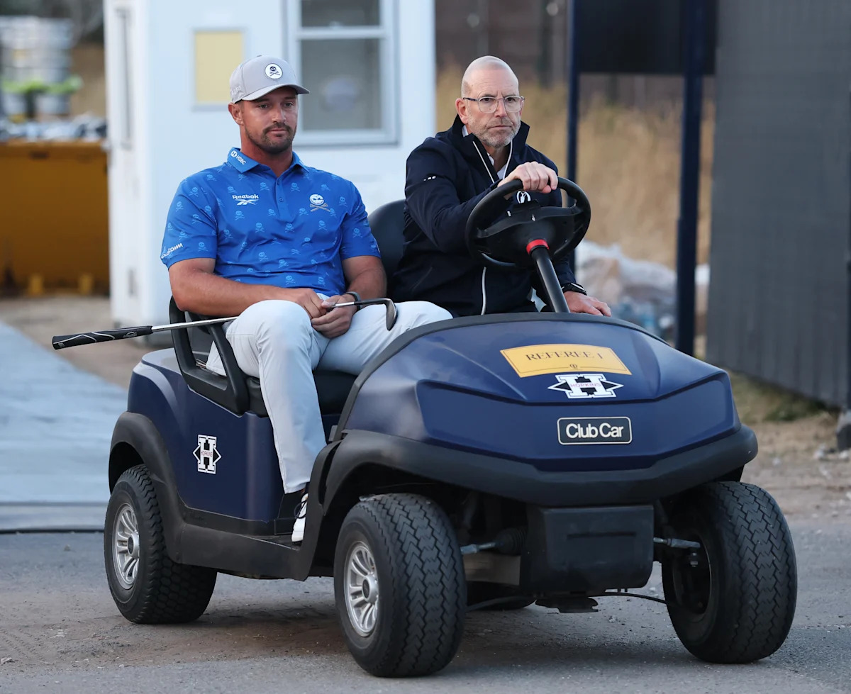 Bryson DeChambeau aplicó un controvertido penalti de 2 tiros, provocando el caos en el Open Championship