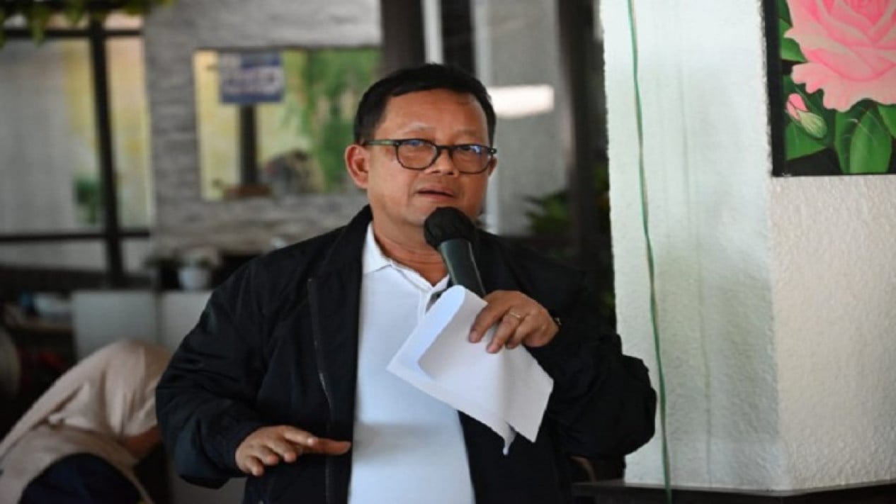 648980d4b0b46-politikus-nasdem-ketua-komisi-vii-dpr-ri-sugeng-suparwoto_1265_711.jpeg