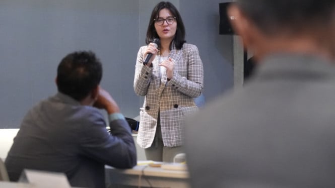 Ratu Tisha revela los desafíos del fútbol indonesio