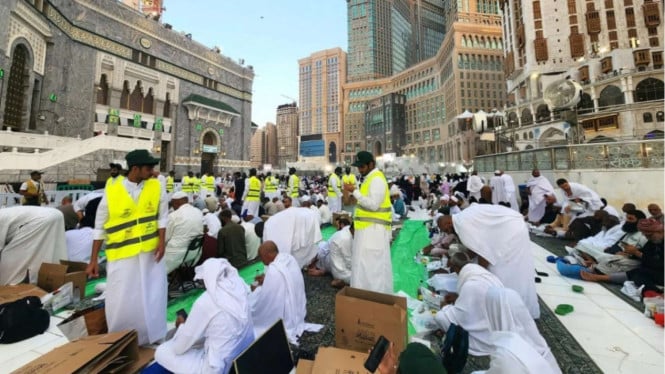 Los peregrinos de la Umrah deberían posponer su salida