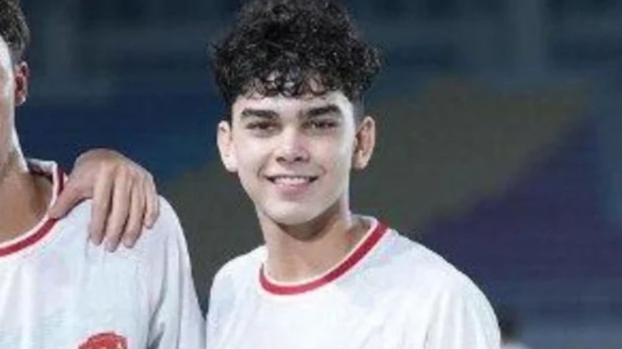 66aa090961b14-pemain-timnas-indonesia-u16-mathew-baker-atau-matt-baker_1265_711.jpg