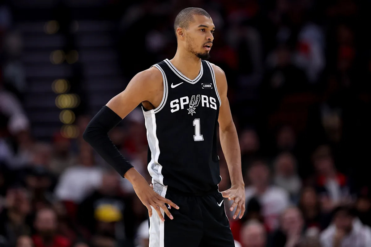 La NBA se vio obligada a posponer el partido Spurs-Magic después de la tormenta invernal, los problemas de viaje impiden que los Spurs abandonen Charlotte