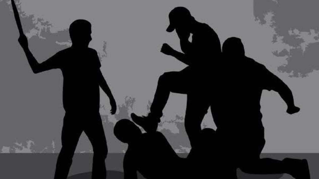 66b8b2ea73df2-diduga-ada-8-orang-polisi-kejar-pengeroyok-karyawan-spbu-di-kemayoran_1265_711.jpeg