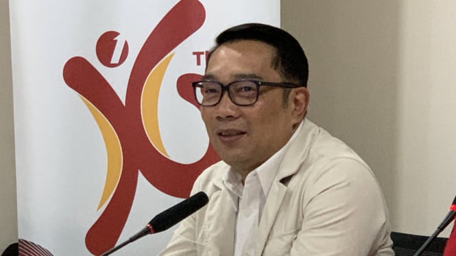 67120312c8644-calon-gubernur-jakarta-nomor-urut-1-ridwan-kamil-saat-media-visit-ke-tvone_665_374.jpeg