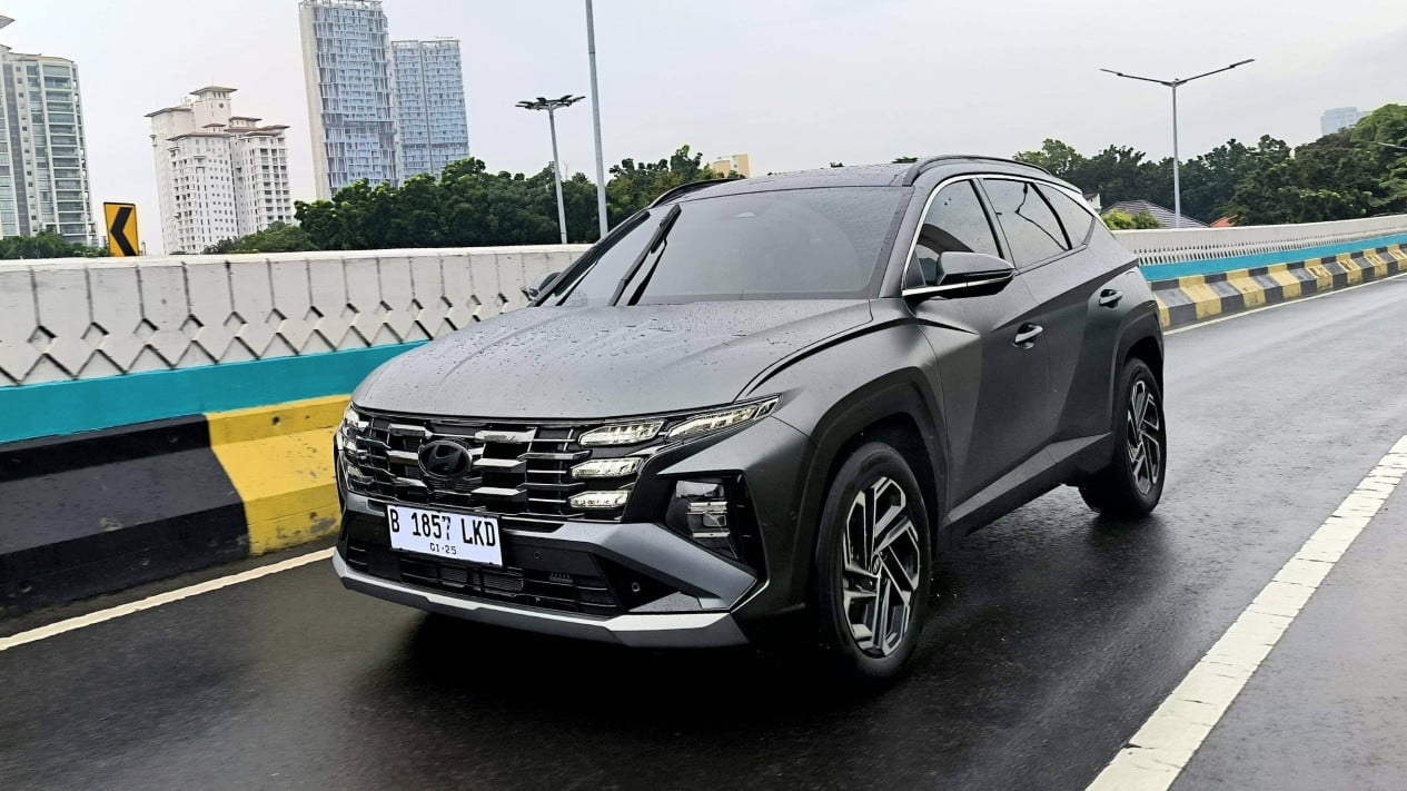 67bc760cb0d27-hyundai-tucson-hybrid_1265_711.jpg