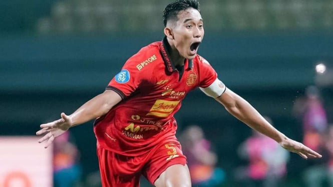 Medios extranjeros desvelan los grandes aspirantes de Rizki Rido al Premio Puskas 2025