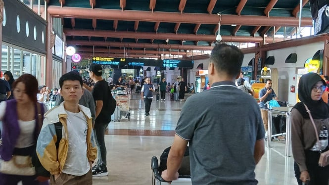 67e36d316317c-pergerakan-pesawat-angkutan-lebaran-2025-menurun-terutama-di-bandara-soetta_665_374.jpg