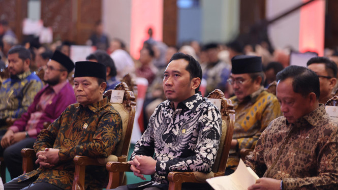 68a44f8c531d8-wakil-ketua-mpr-ri-edhie-baskoro-yudhoyono-ibas_665_374.jpg
