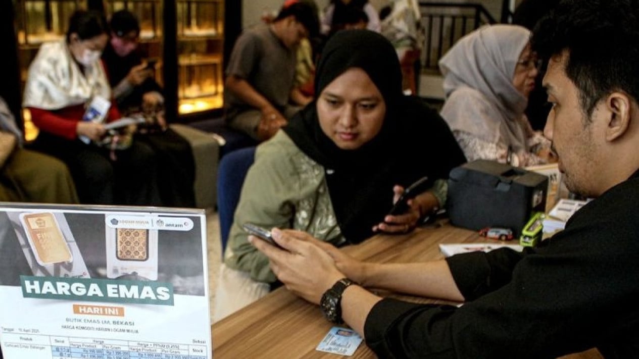 Los precios del oro terminaron a la baja, cayendo 50.000 IDR a 2.843 millones de IDR por gramo.