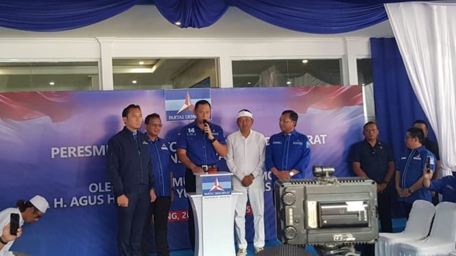 68fe127d3e2bf-peresmian-kantor-baru-dpd-demokrat-jabar_665_374.jpg