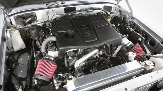 68ff8fcf94eb6-mesin-toyota-land-cruiser-dengan-2-turbo_665_374.jpg