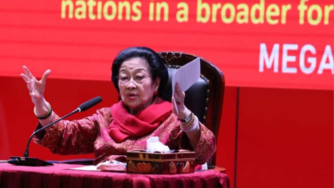 6906159b404cd-ketua-umum-pdip-megawati-soekarnoputri_665_374.jpg