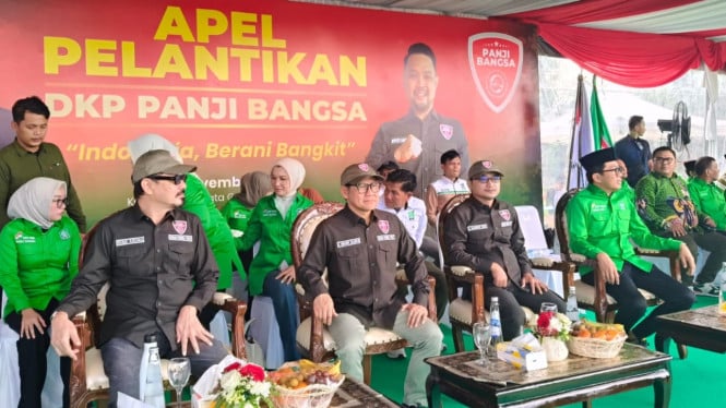 PKB tiene fuerza con bandera nacional