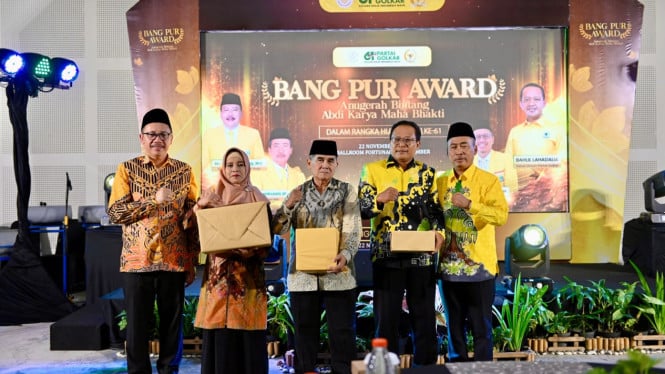 69257024d13ad-acara-bang-pur-award_665_374.jpg
