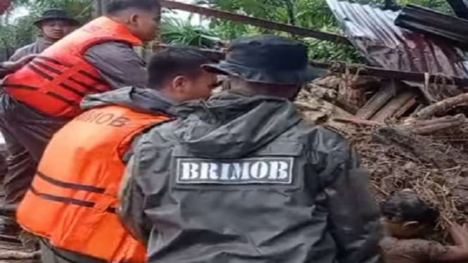 Hallados 21 cadáveres en el río Padang Pariman, víctimas de inundaciones repentinas