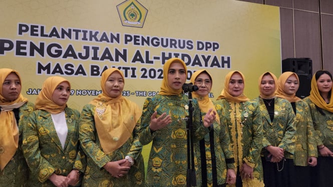 La estrategia de la esposa de Bahlil de recitar Al Hidaya fortalece el ecosistema de empoderamiento de las mujeres