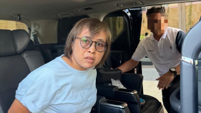 Imagen de Devi Astutik, un ex trabajador migrante que huyó de Interpol por 5 billones de IDR en metanfetamina.