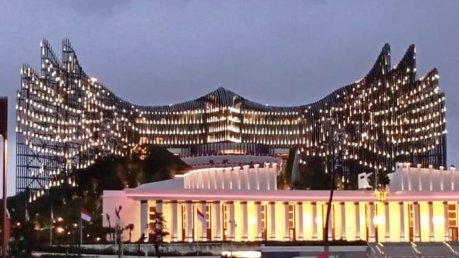 6933d8f74cbf7-istana-garuda-di-ikn_665_374.jpeg