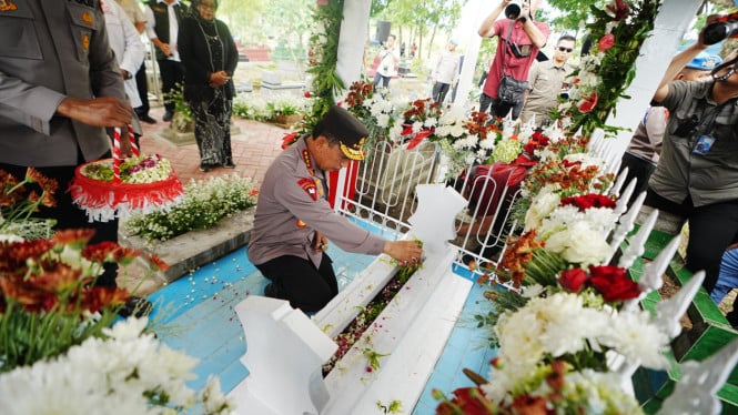 Inauguración del Museo Marsina, Jefe de la Policía Nacional: Peregrinación a las tumbas para recordar a los héroes laborales nacionales