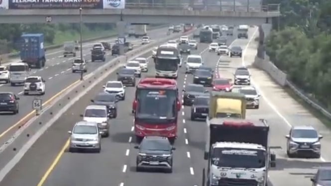 Ha comenzado a aparecer una segunda ola de retorno de vacaciones de Navidad en la autopista de peaje Yakarta-Sicompek.