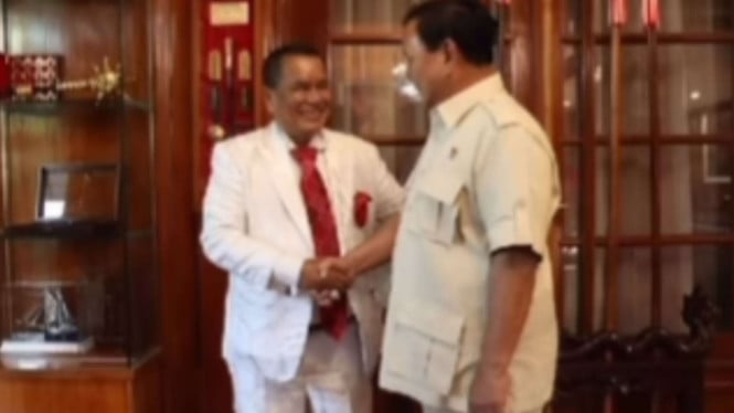 Prabowo se lo recuerda cuando Hotman habla de discotecas con Paris