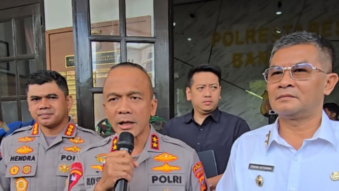 696074cc94693-kapolda-jawa-barat-irjen-pol-rudi-setiawan_665_374.jpg