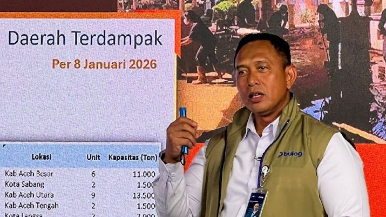 69619c5d1d287-direktur-utama-perum-bulog-ahmad-rizal-ramdhani_1265_711.jpg