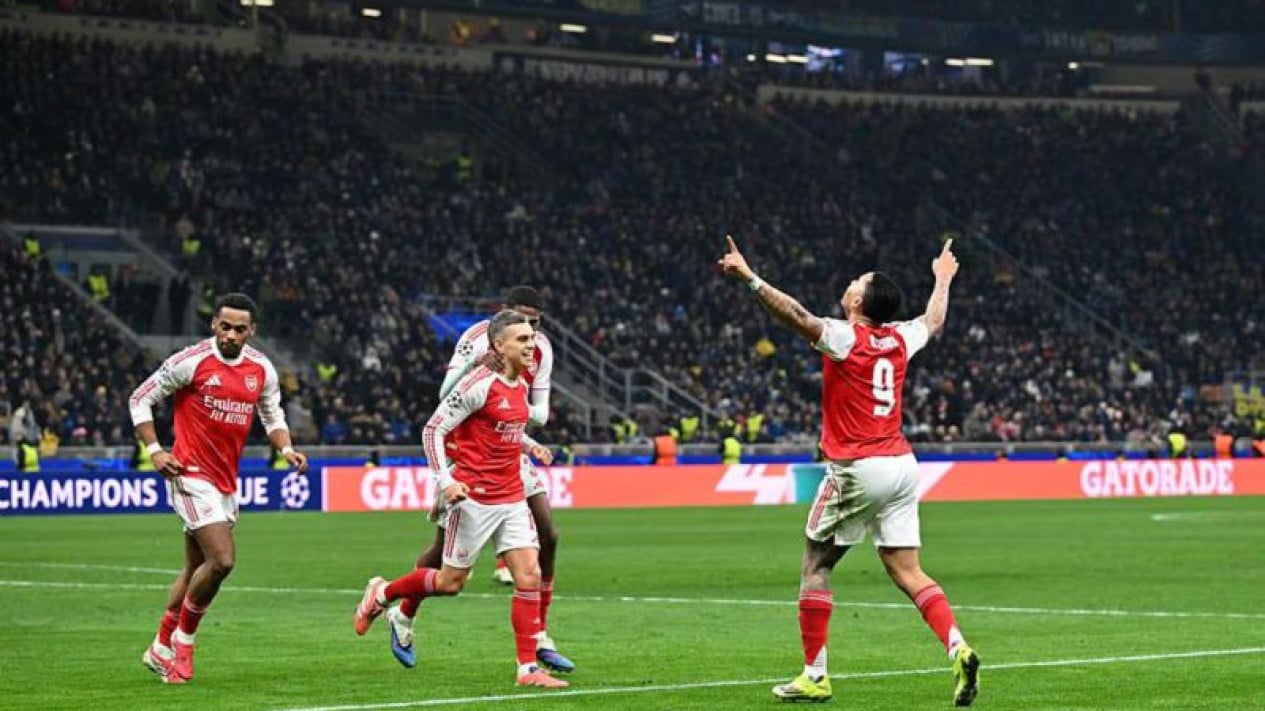 El Arsenal gana la Copa de la Liga inglesa tras destruir al Manchester City en una versión supercomputadora de Wembley